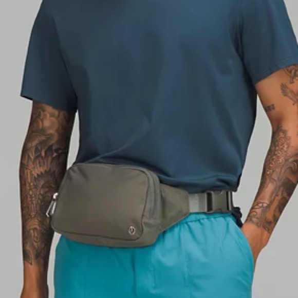 Lululemon Belt Bag - Picture 6 of 6